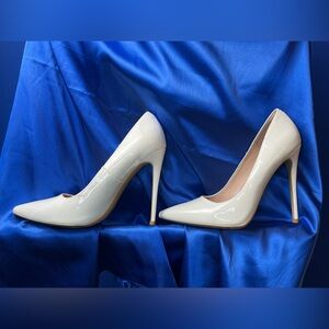 Elegant Cream Stiletto Heels
